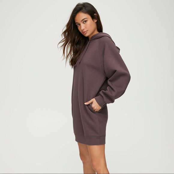 BRAND NAME CLOTHING BUNDLE (35 ITEMS) - Picture 8 of 16